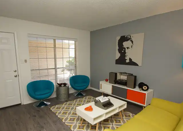 Property at 4417 Airport Blvd Unit 189, Austin, TX, 78722, 2 beds, 1 bath, [object Object]