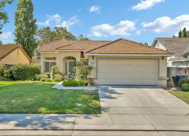 Property at 540 W Deerwood Ln, Tracy, CA, 95376, 4 beds, 2 baths, [object Object]