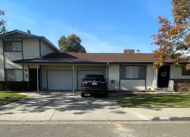 Property at 3735 E Hampton Way Unit 3735, Fresno, CA, 93726, 2 beds, 2 baths, [object Object]