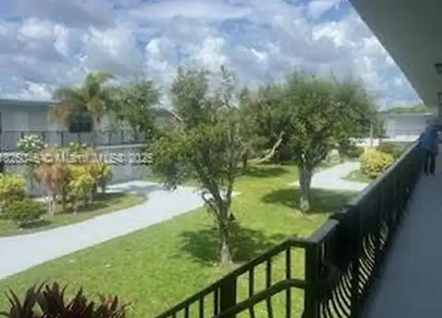 Property at 4444 SW 67th Ave Unit 17, Miami, FL, 33155, 1 bed, 1 bath, [object Object]