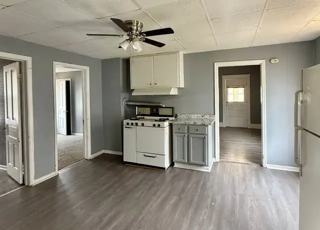 Property at 45 Van Derveer St Apt 2F Amsterdam, NY 1201, Amsterdam, NY, 12010, 2 beds, 1 bath, [object Object]