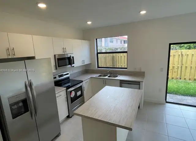 Property at 883 NE 211th St #883, North Miami Beach, FL, 33179, 3 beds, 3 baths, [object Object]