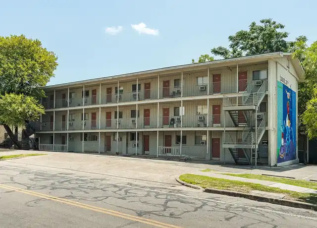 Property at Campus Crossing - 300 E 30th St, Austin, TX, 78705, 0-1 beds, 1 bath, [object Object]
