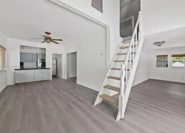 Property at 30 SW 5th St Unit 1, Dania Beach, FL, 33004, 3 beds, 1 bath, [object Object]