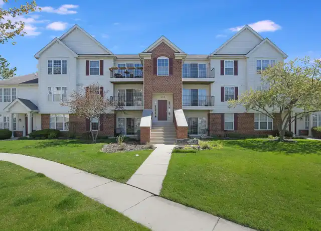 Property at 670 Mill Cir Unit 3005, Wheeling, IL, 60090, 2 beds, 2 baths, [object Object]