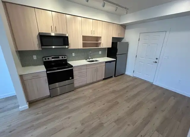 Property at 951 W Walton Ave Unit 405, Spokane, WA, 99205, 1 bed, 1 bath, [object Object]