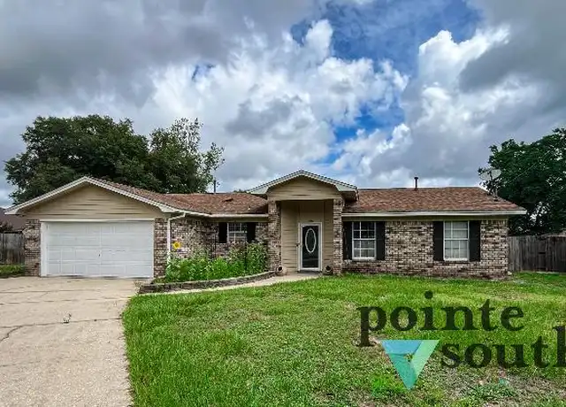 Property at 1304 Pine Hill Cir, Pensacola, FL, 32506, 3 beds, 2 baths, [object Object]