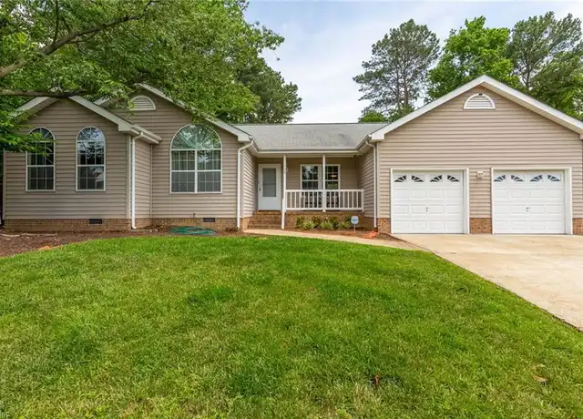 Property at 139 Clifton Ct, Newport News, VA, 23608, 4 beds, 2 baths, [object Object]