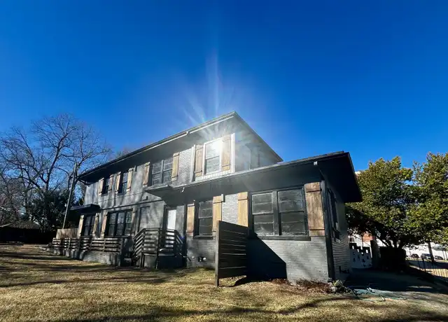 Property at 410 5th St S Unit 3, Columbus, MS, 39701, 3 beds, 1 bath, [object Object]