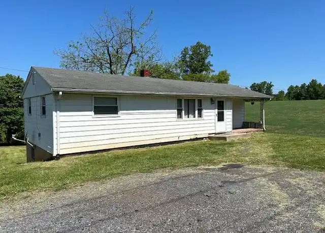 Property at 4068 Franklin St, Rocky Mount, VA, 24151, 3 beds, 1 bath, [object Object]