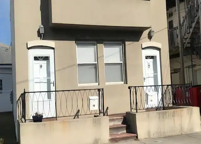 Property at 1 N Washington Ave, Ventnor City, NJ, 08406, 2 beds, 1 bath, [object Object]