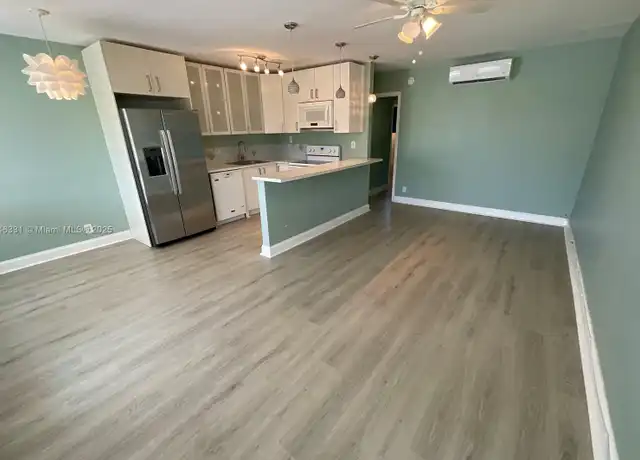 Property at 2716 NE 30th Pl Unit 207C, Fort Lauderdale, FL, 33306, 1 bed, 1 bath, [object Object]
