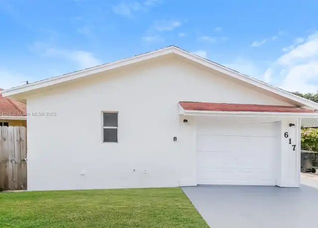 Property at 617 S A St, Lake Worth Beach, FL, 33460, 2 beds, 2 baths, [object Object]