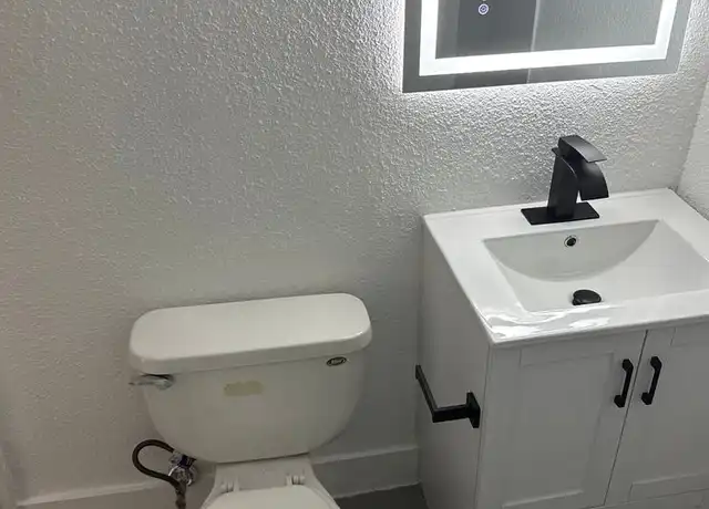 Property at 3205 Helms St Unit 101, Austin, TX, 78705, 2 beds, 1 bath, [object Object]