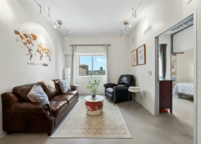 Property at 800 Brazos St #1310, Austin, TX, 78701, 1 bed, 1 bath, [object Object]