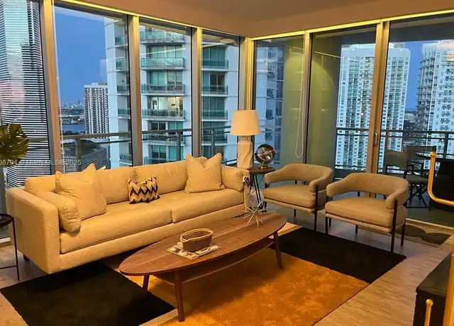 Property at 90 SW 3rd St #3004, Miami, FL, 33130, 2 beds, 2.5 baths, [object Object]