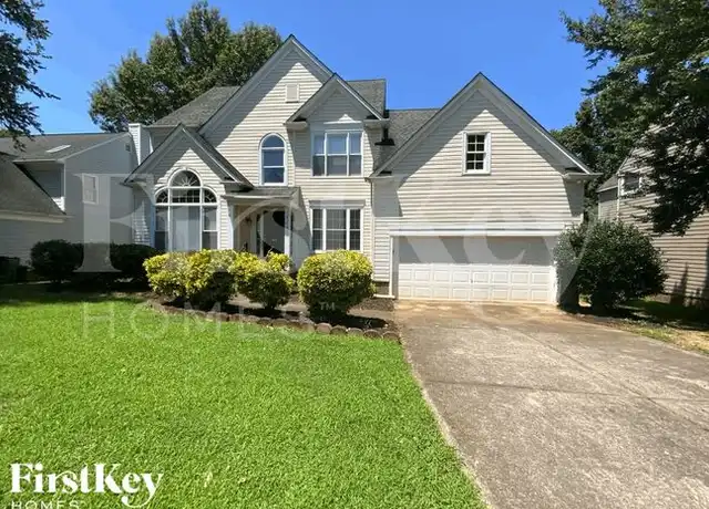 Property at 4801 Brownes Ferry Rd, Charlotte, NC, 28269, 5 beds, 2.5 baths, [object Object]