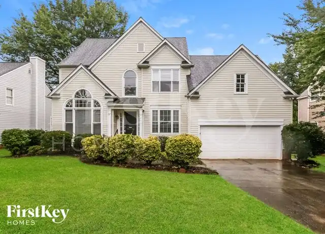 Property at 4801 Brownes Ferry Rd, Charlotte, NC, 28269, 5 beds, 2.5 baths, [object Object]