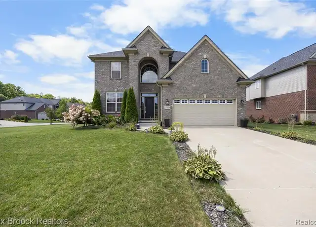 Property at 27429 Barcellos Ln, Novi, MI, 48374, 5 beds, 2.5 baths, [object Object]
