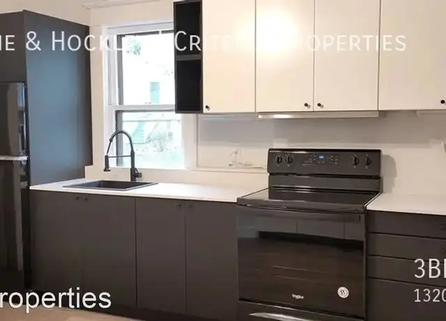 Property at 1320 SW 16th Ave, Portland, OR, 97201, 3 beds, 1 bath, [object Object]