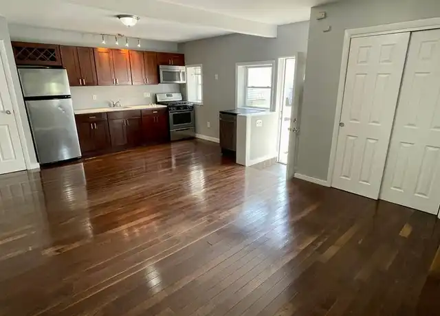Property at 275 Saint John St, New Haven, CT, 06511, 1 bed, 1 bath, [object Object]