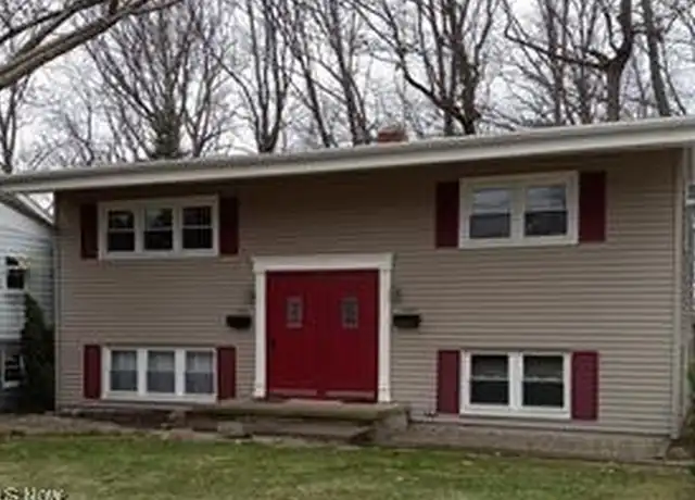 Property at 1382 9th St, Cuyahoga Falls, OH, 44221, 2 beds, 1 bath, [object Object]