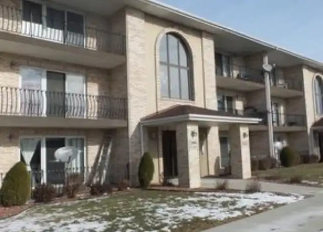 Property at 6142 W 63rd St Unit 3W, Chicago, IL, 60638, 2 beds, 2 baths, [object Object]
