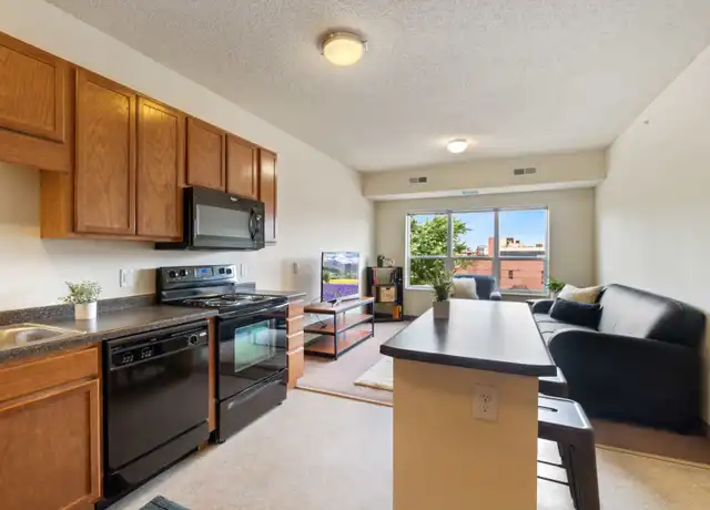 Property at 305 5th Ave S Unit 458 1, St Cloud, MN, 56301, 4 beds, 4 baths, [object Object]
