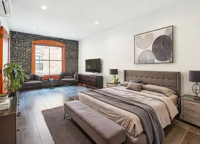 Property at Ingraham Apartment - 1305 Ingraham St, Los Angeles, CA, 90017, 0 beds, 1 bath, [object Object]