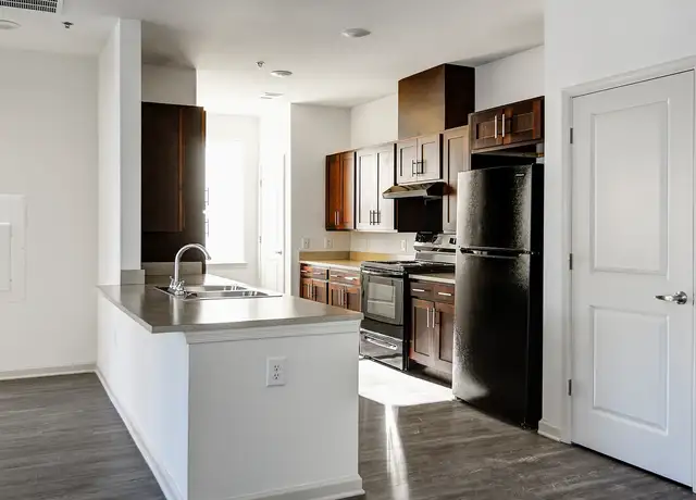 Photo of 500 Thanet Cir, Princeton, NJ 08540