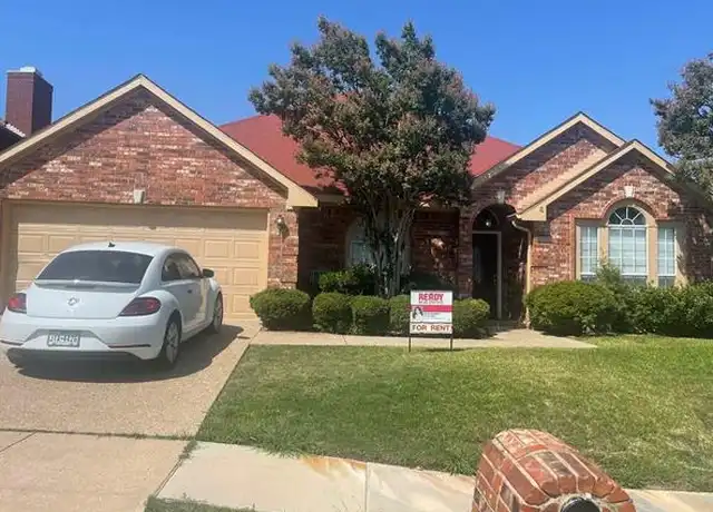 Property at 1414 Melody Ln, Carrollton, TX, 75006, 4 beds, 2 baths, [object Object]