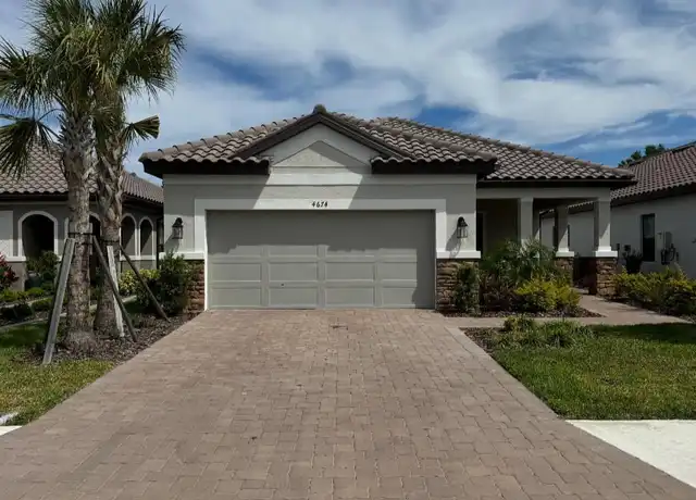 Property at 4674 Crestpoint Way, Palmetto, FL, 34221, 3 beds, 2 baths, [object Object]