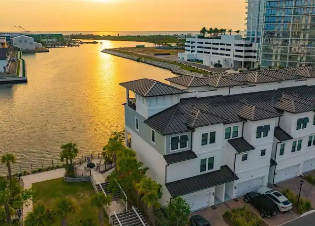 Property at 5351 Bridge St #32, Tampa, FL, 33611, 4 beds, 3.5 baths, [object Object]