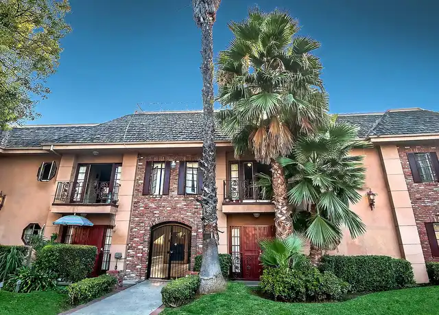 Property at 8145 Langdon Ave, Van Nuys, CA, 91406, 1 bed, 1 bath, [object Object]