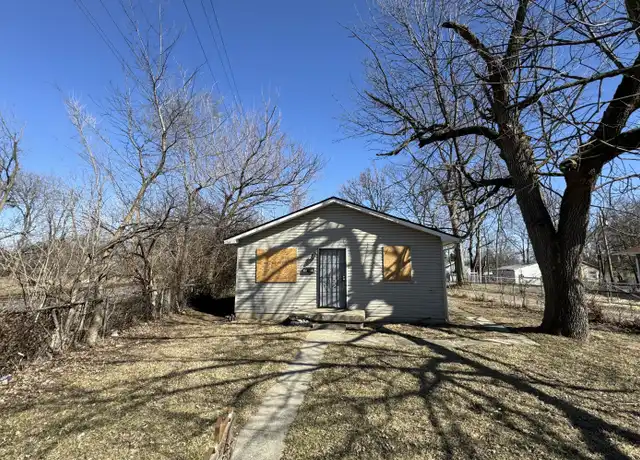 Property at 2159 N Bosart Ave, Indianapolis, IN, 46218, 4 beds, 2 baths, [object Object]