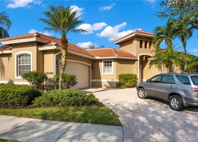 Property at 5958 Paradise Cir Unit 2-40, Naples, FL, 34110, 3 beds, 3 baths, [object Object]