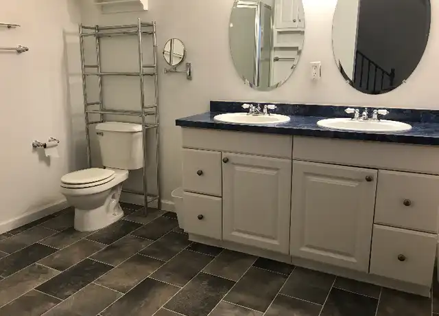 Property at 15 Arnold Pl Unit B, Dayton, OH, 45402, 4 beds, 3 baths, [object Object]