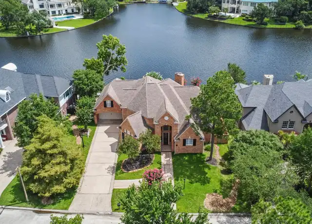 Property at 23 Pleasure Cove Dr, Spring, TX, 77381, 4 beds, 3.5 baths, [object Object]