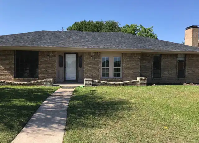 Property at 2805 Parkhaven Dr, Plano, TX, 75075, 3 beds, 2 baths, [object Object]
