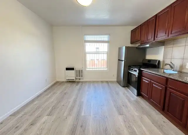 Property at 646 Foothill Blvd Unit 105, Oakland, CA, 94606, 2 beds, 1 bath, [object Object]