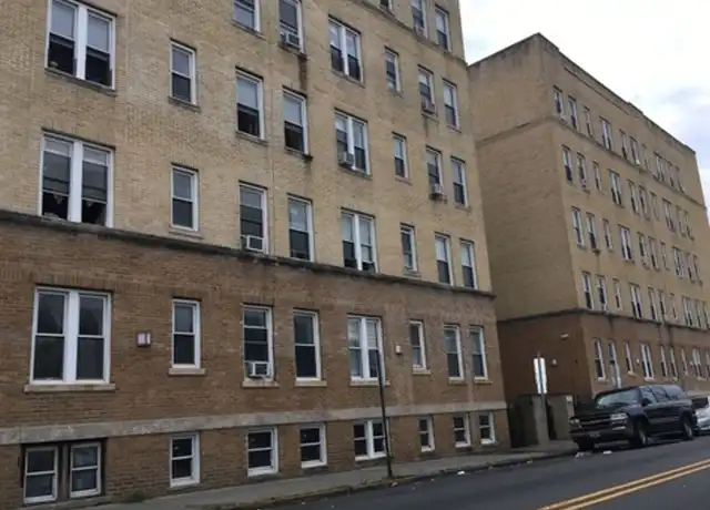 Property at 288 Rosa Parks Blvd Unit 36, Paterson, NJ, 07501, 2 beds, 1 bath, [object Object]