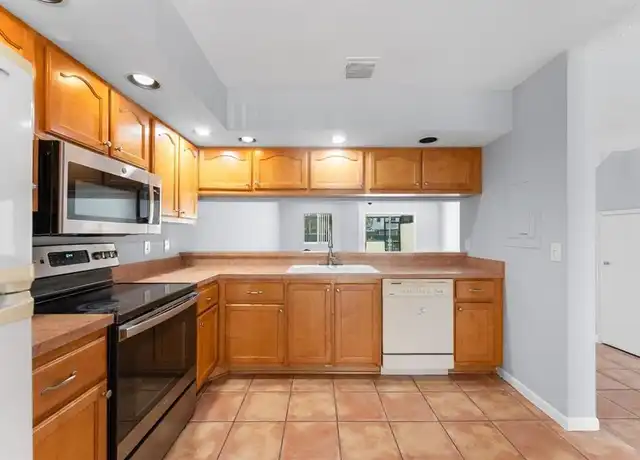 Property at 6175 Riverwalk Ln, Jupiter, FL, 33458, 3 beds, 2.5 baths, [object Object]