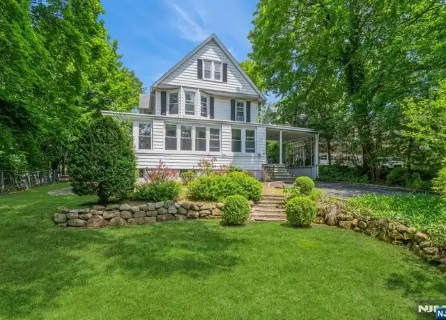 Property at 59 Highwood Ave, Tenafly, NJ, 07670, 5 beds, 2 baths, [object Object]