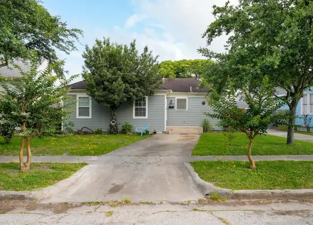 Property at 4327 Ursuline St, Galveston, TX, 77550, 3 beds, 1 bath, [object Object]
