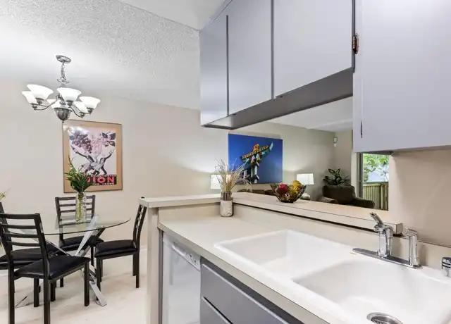 Property at 355 Half Moon Ln #13, Daly City, CA, 94015, 1 bed, 1 bath, [object Object]