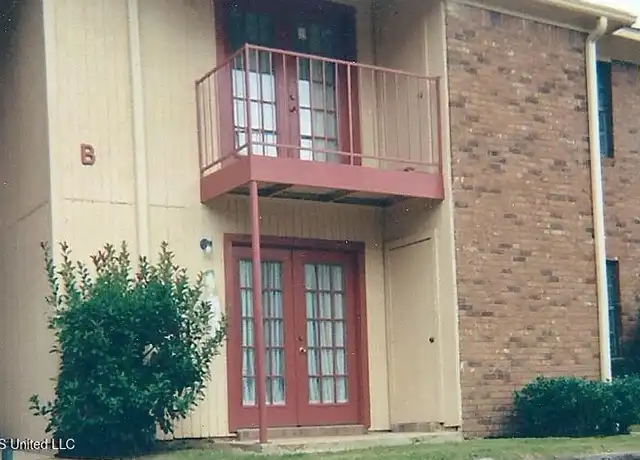 Property at 836 Riverview Dr Unit 13, Jackson, MS, 39202, 2 beds, 1.5 baths, [object Object]