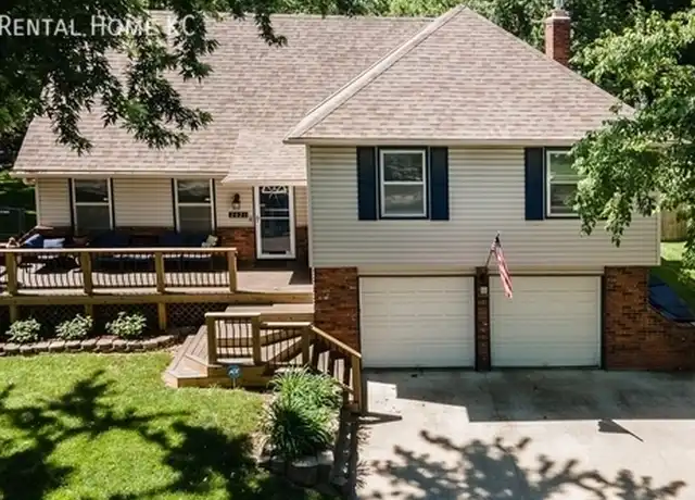 Property at 2021 E 151st Ter, Olathe, KS, 66062, 4 beds, 2 baths, [object Object]