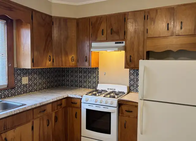 Property at 298 Essex St Unit A, Bangor, ME, 04401, 1 bed, 1 bath, [object Object]