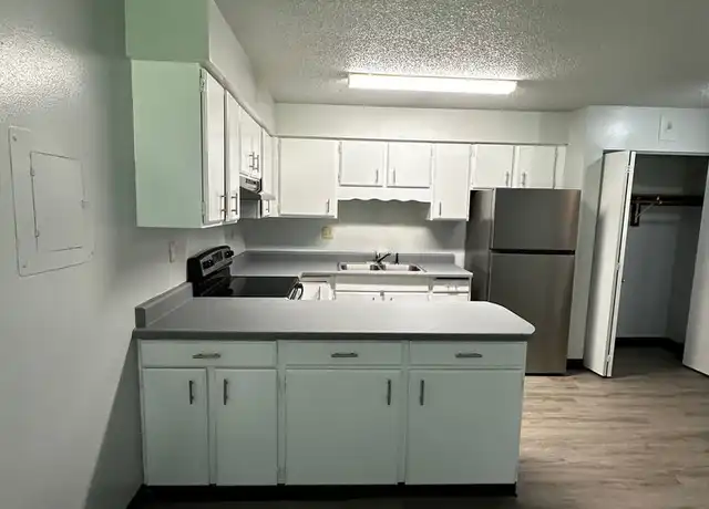 Property at 517 N 8th St Unit EI517E-7B, Black River Falls, WI, 54615, 1 bed, 1 bath, [object Object]