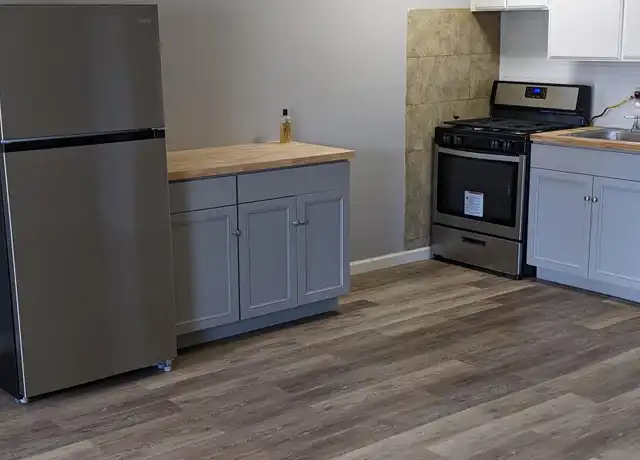 Property at 7351 N Dort Hwy Unit 4, Mt Morris, MI, 48458, 1 bed, 1 bath, [object Object]